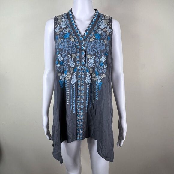 Andreé by Unit Sleeveless Boho Floral Embroidered Blouse - Picture 1 of 9
